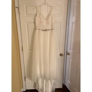 Allure Bridal Wedding Dress